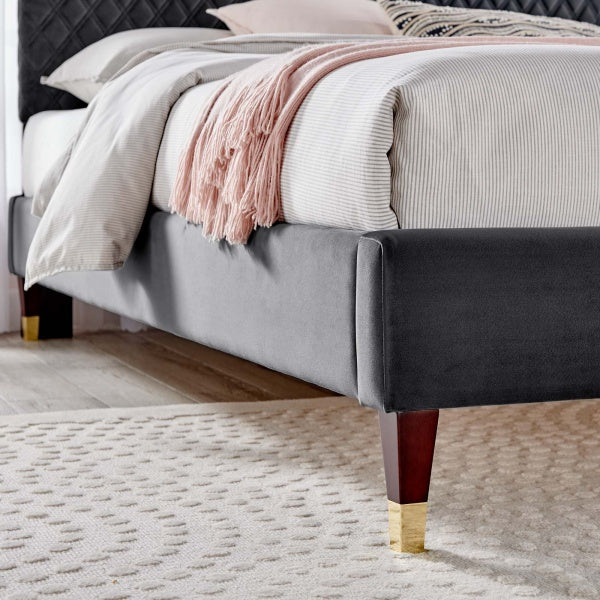 Garcelle Performance Velvet Queen Platform Bed By Modway