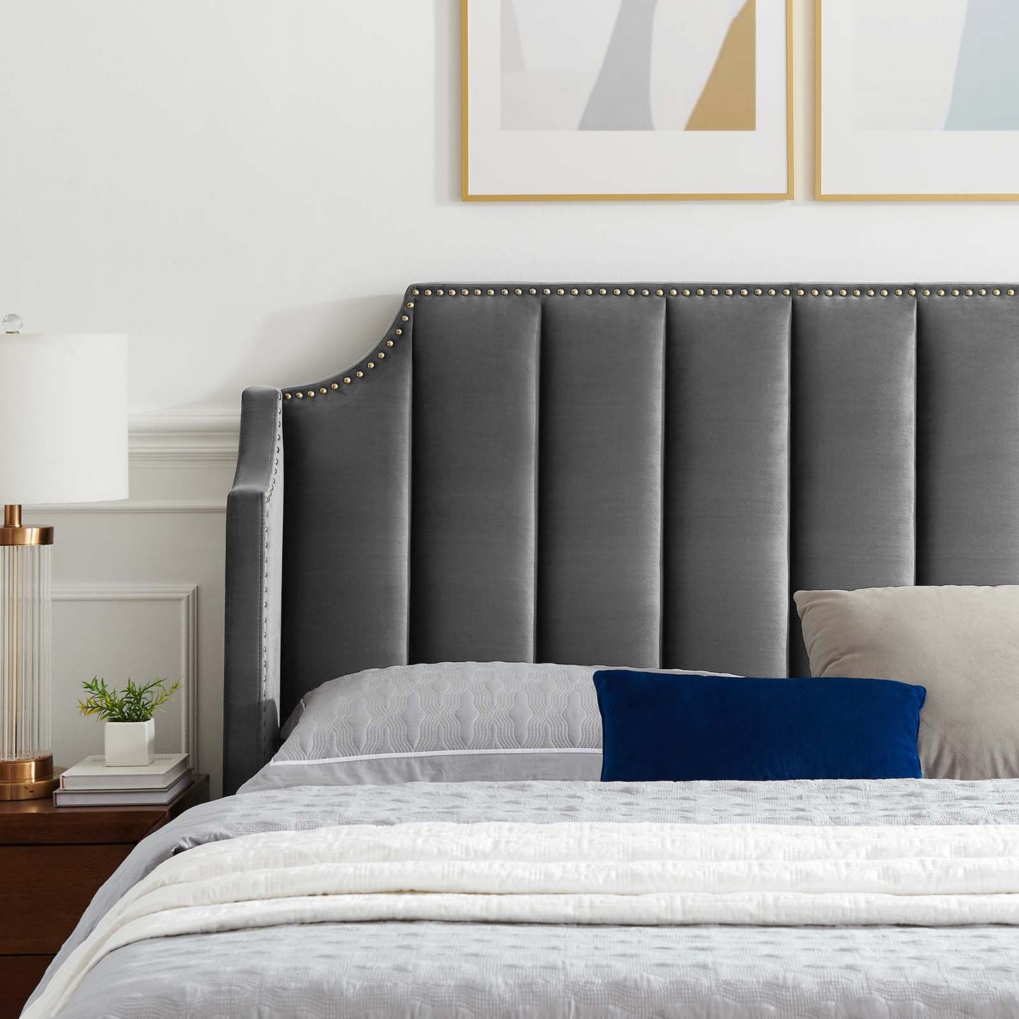 Daniella Performance Velvet Queen Platform Bed by Modway