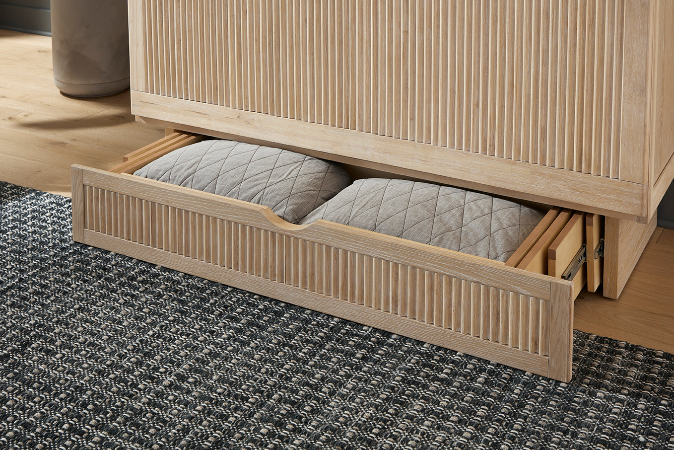 Arason Creden-ZzZ Key West Queen Murphy Cabinet Bed In A Box