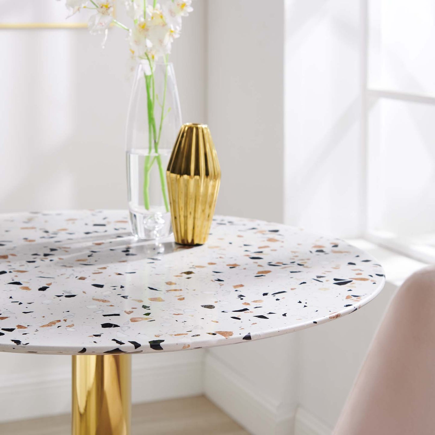 Verne 28" Round Terrazzo Dining Table in Gold White by Modway